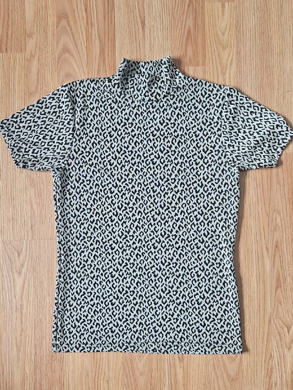 Bob Mackie Vintage Black and White Leopard Mock Neck Tee